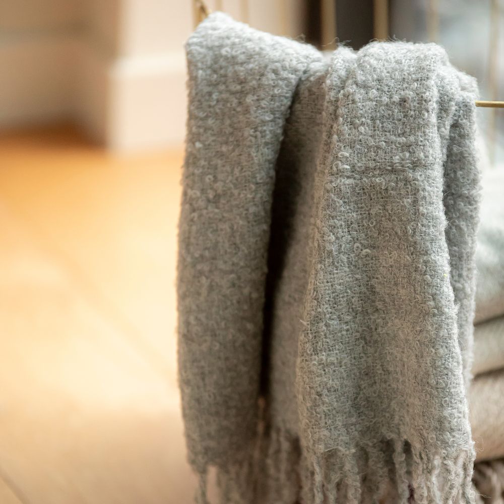 Bouclé Collection - Bouclé Silver Throw