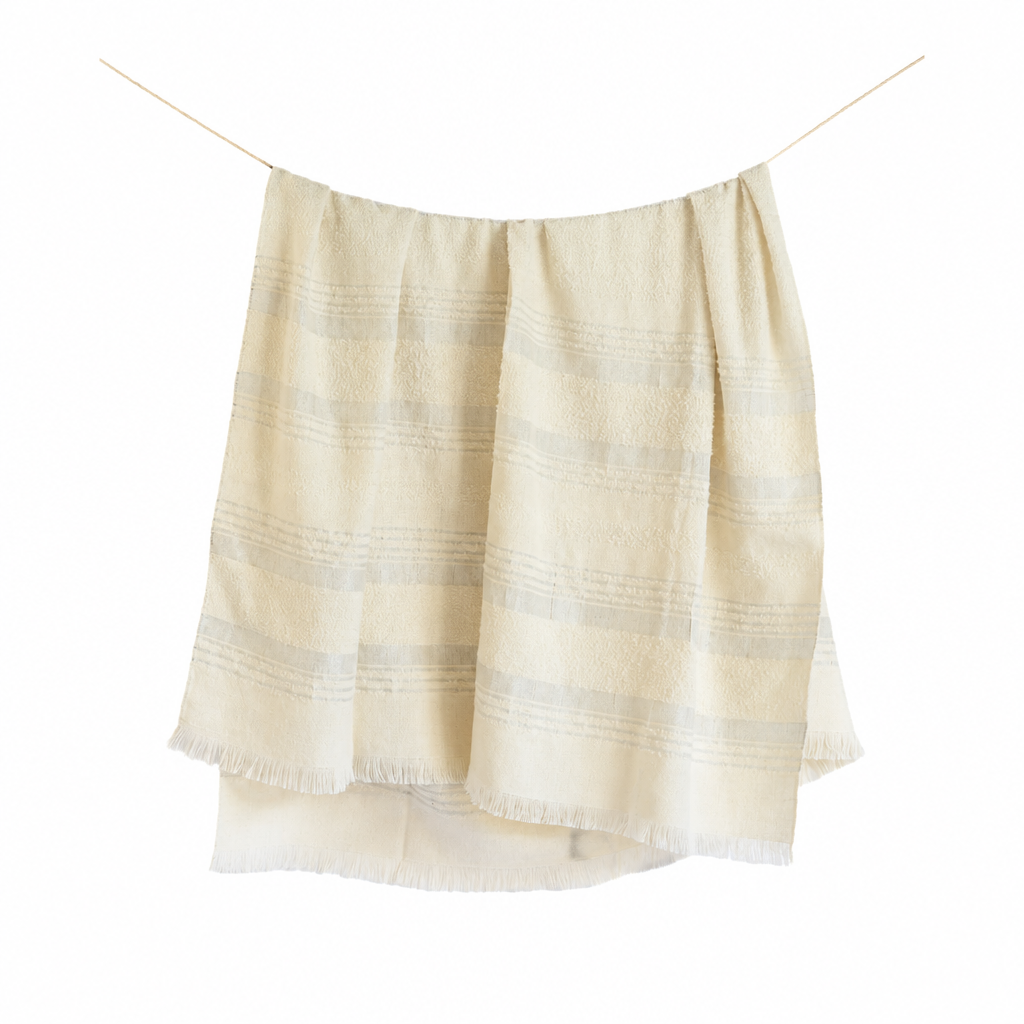 Silver & Ivory Moon Mist handloomed superfine alpaca throw blanket, Allira Collection, made in Peru