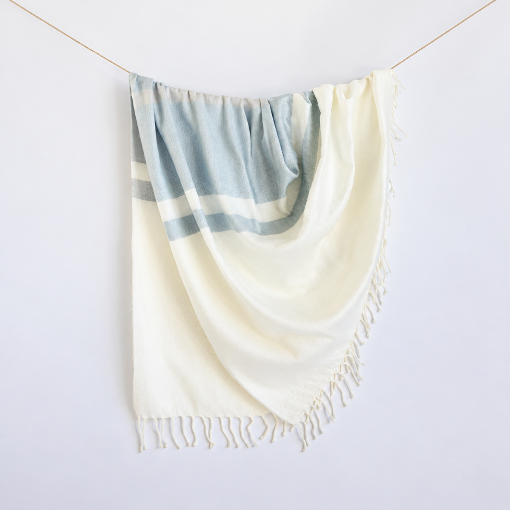 Square throw photograph with an extended wall background